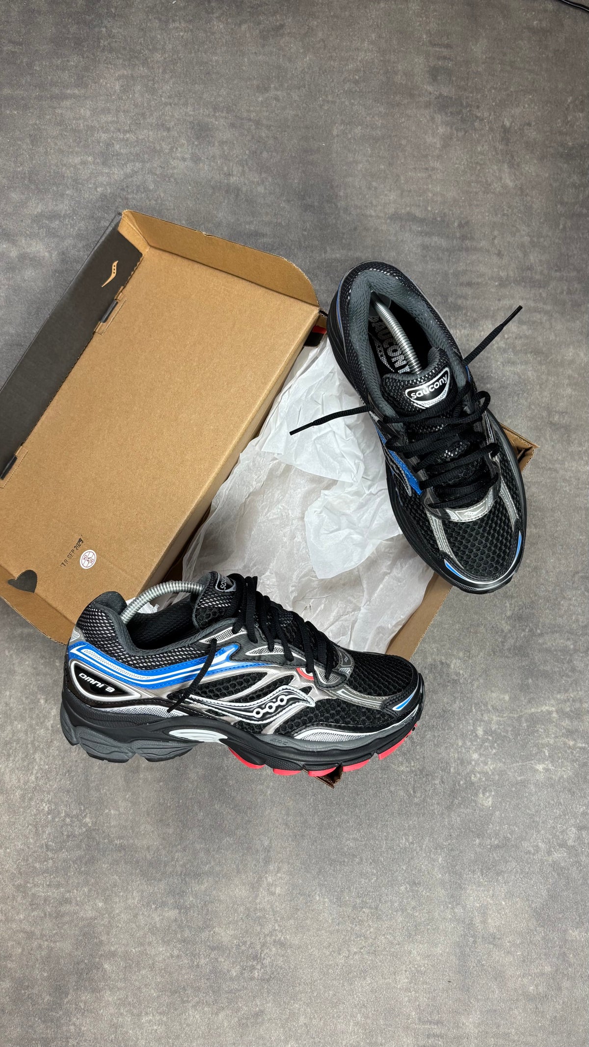 Saucony ProGrid Omni 9 “Black/Multi”