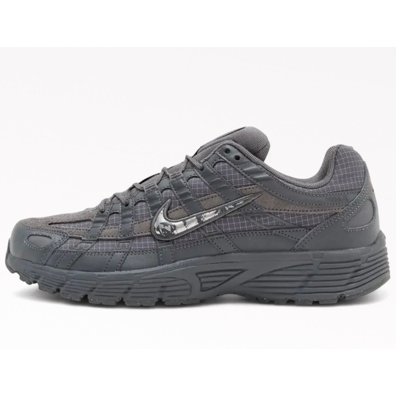 Nike - Iron Grey P6000